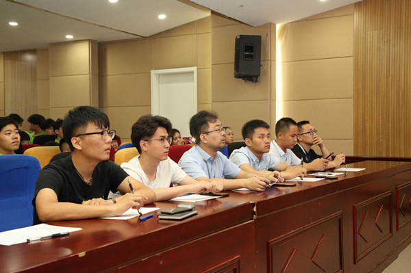 “家校同心，攜手共進(jìn)”2019年上半年階段結(jié)課答辯分享會(huì)圓滿(mǎn)結(jié)束