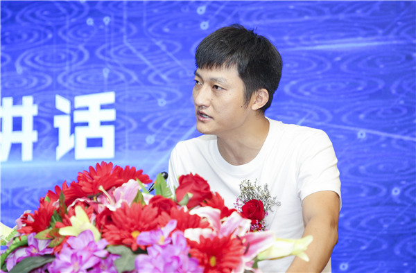 熱烈祝賀電子商務(wù)（全網(wǎng)新媒體)<a href=http://njxh.cn target=_blank class=infotextkey>專業(yè)</a>升級(jí)發(fā)布會(huì)暨新華淘寶大學(xué)青橙計(jì)劃啟動(dòng)儀式圓滿落幕！