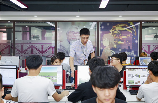 初中畢業(yè)上職業(yè)學校好么？