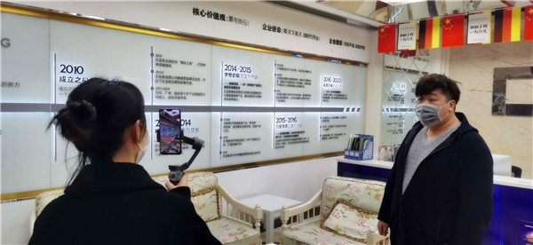 就業(yè)保障丨畢業(yè)學(xué)子線上參觀合作企業(yè)，促進校企合作三方共贏！
