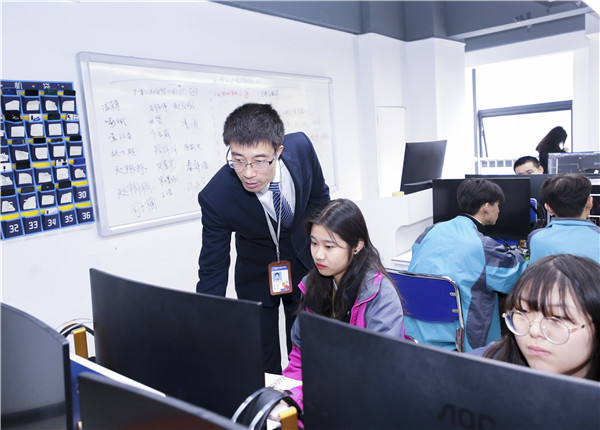 男生學什么IT技術(shù)好，該如何選擇？