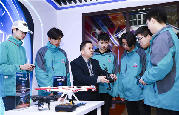 2020高考填報志愿選什么<a href=http://njxh.cn target=_blank class=infotextkey>專業(yè)</a>好？互聯(lián)網(wǎng)行業(yè)占大頭！