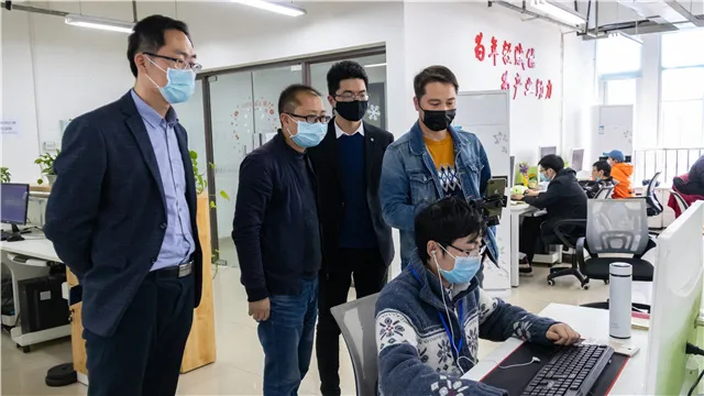 屢登央視，新華電腦教育全面新升級(jí)！