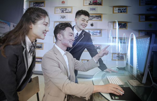 AI虛擬學生“華智冰”入學清華，人工智能未來可期
