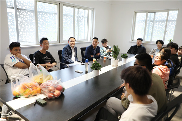暖心回訪見證成長，愛與責(zé)任一路相隨