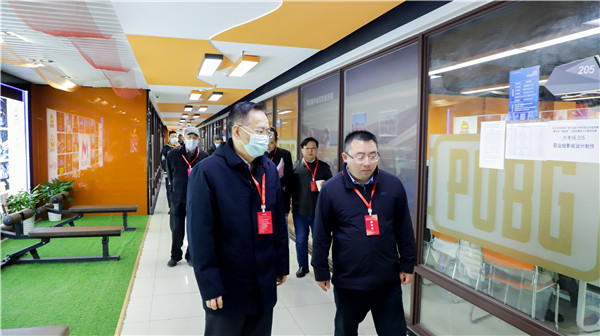 2022年江蘇省廣告行業(yè)設計制作職業(yè)技能競賽暨全省“紫金獎”公益?zhèn)鞑ピO計大賽在南京新華隆重舉行！