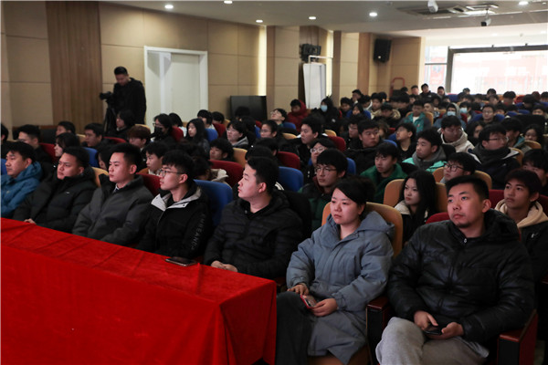 南京新華舉行消防知識宣講活動，提升學生安全意識