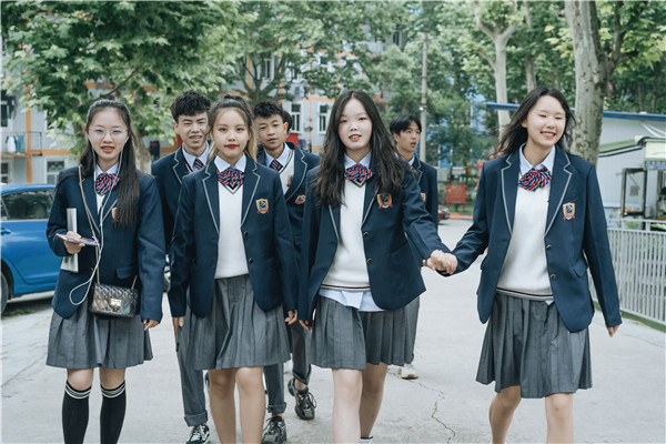 考不上高中怎么辦？女孩學(xué)點什么好