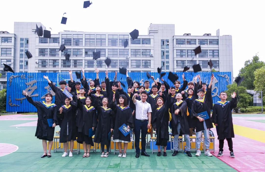 青春不散場，給新華時光的專屬回憶